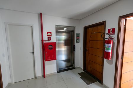 Apartamento para alugar com 55m², 2 quartos e 1 vagaÁrea comum