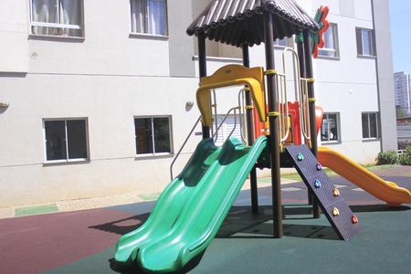 Apartamento à venda com 36m², 2 quartos e 1 vaga Apartamento à venda com 36m², 2 quartos e 1 vagaÁrea comum - Playground