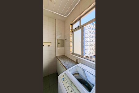 Apartamento à venda com 78m², 3 quartos e 1 vagaÁrea de Serviço