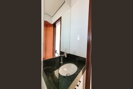 Apartamento para alugar com 55m², 2 quartos e 1 vagaBanheiro Social