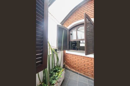 Casa para alugar com 300m², 6 quartos e 2 vagasVista