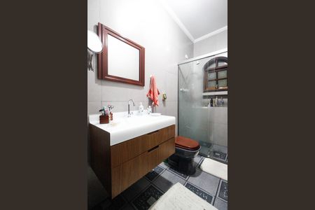 Casa para alugar com 300m², 6 quartos e 2 vagasCasa 2 - Banheiro da Suíte