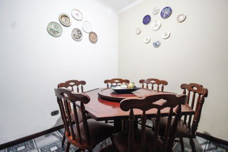 Casa para alugar com 300m², 6 quartos e 2 vagasCasa 2 - Sala de estar