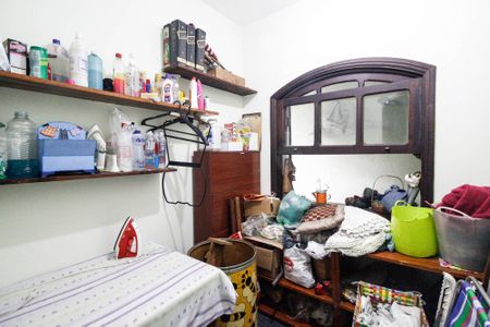 Casa para alugar com 300m², 6 quartos e 2 vagasCasa 2 -Quarto de Serviço