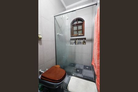 Casa para alugar com 300m², 6 quartos e 2 vagasCasa 2 - Banheiro da Suíte