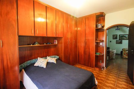 Casa para alugar com 297m², 2 quartos e 1 vaga Casa para alugar com 297m², 2 quartos e 1 vagaQuarto 2