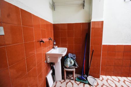 Casa para alugar com 297m², 2 quartos e 1 vaga Casa para alugar com 297m², 2 quartos e 1 vagaÁrea de Serviço