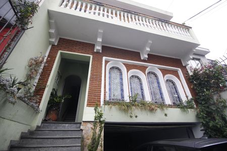 Casa para alugar com 297m², 2 quartos e 1 vagaFachada