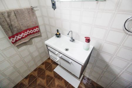 Casa para alugar com 297m², 2 quartos e 1 vaga Casa para alugar com 297m², 2 quartos e 1 vagaBanheiro Social