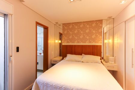 Apartamento à venda com 153m², 3 quartos e 3 vagas Apartamento à venda com 153m², 3 quartos e 3 vagasQuarto 3 - Suíte