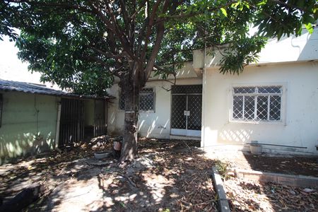 Quintal de casa à venda com 3 quartos, 147m² em Inconfidentes, Contagem
