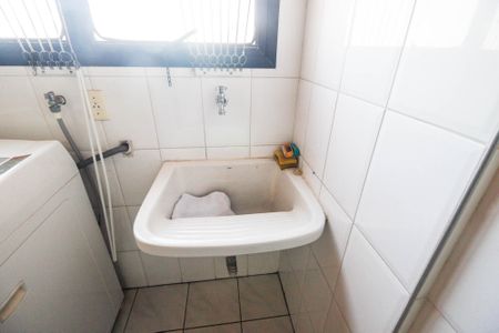 Apartamento à venda com 126m², 3 quartos e 3 vagasÁrea de serviço