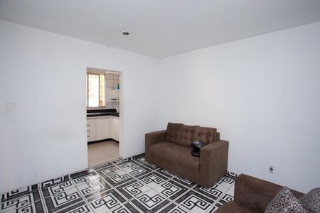 Sala de apartamento para alugar com 2 quartos, 45m² em Califórnia, Belo Horizonte