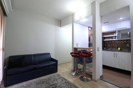 Sala/Cozinha de apartamento para alugar com 1 quarto, 37m² em Indianópolis, São Paulo