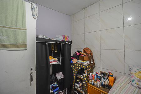 Casa à venda com 250m², 2 quartos e 2 vagas Casa à venda com 250m², 2 quartos e 2 vagasEdícula 1