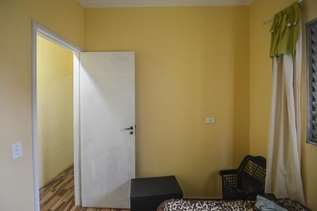Casa à venda com 250m², 2 quartos e 2 vagas Casa à venda com 250m², 2 quartos e 2 vagasQuarto 2