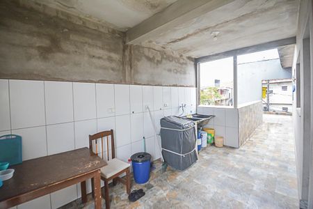 Casa à venda com 250m², 2 quartos e 2 vagas Casa à venda com 250m², 2 quartos e 2 vagasEdícula 4