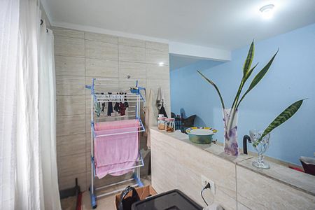 Casa à venda com 250m², 2 quartos e 2 vagas Casa à venda com 250m², 2 quartos e 2 vagasEdícula 2