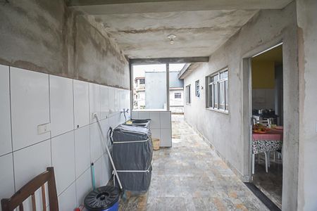 Casa à venda com 250m², 2 quartos e 2 vagas Casa à venda com 250m², 2 quartos e 2 vagasEdícula 4