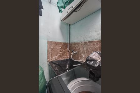 Casa à venda com 250m², 2 quartos e 2 vagas Casa à venda com 250m², 2 quartos e 2 vagasEdícula 1