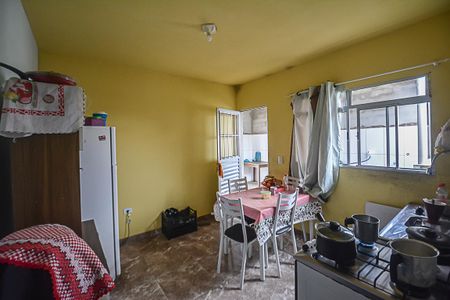 Casa à venda com 250m², 2 quartos e 2 vagas Casa à venda com 250m², 2 quartos e 2 vagasEdícula 4