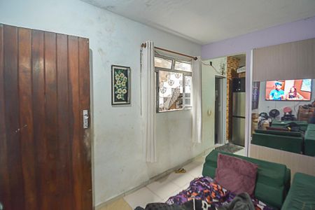 Casa à venda com 250m², 2 quartos e 2 vagas Casa à venda com 250m², 2 quartos e 2 vagasEdícula 1