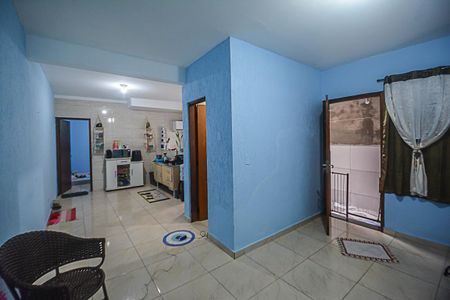 Casa à venda com 250m², 2 quartos e 2 vagas Casa à venda com 250m², 2 quartos e 2 vagasEdícula 2