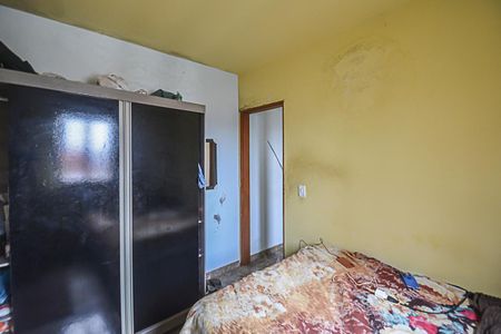 Casa à venda com 250m², 2 quartos e 2 vagas Casa à venda com 250m², 2 quartos e 2 vagasEdícula 4