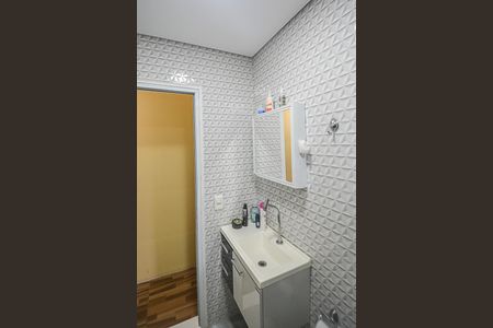 Casa à venda com 250m², 2 quartos e 2 vagas Casa à venda com 250m², 2 quartos e 2 vagasBanheiro