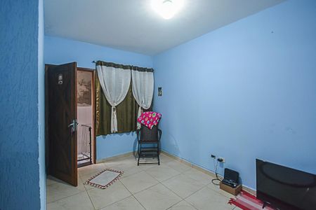 Casa à venda com 250m², 2 quartos e 2 vagas Casa à venda com 250m², 2 quartos e 2 vagasEdícula 2