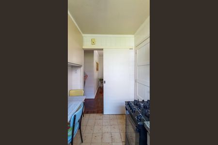 Apartamento à venda com 58m², 3 quartos e 1 vagaCozinha 