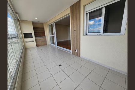 Apartamento para alugar com 101m², 3 quartos e 1 vagaSacada