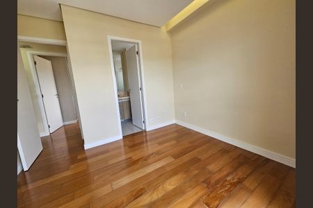 Apartamento para alugar com 101m², 3 quartos e 1 vagaSuite