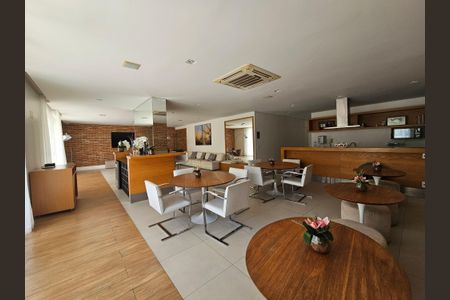 Apartamento para alugar com 101m², 3 quartos e 1 vagaÁrea comum - Salão de festas