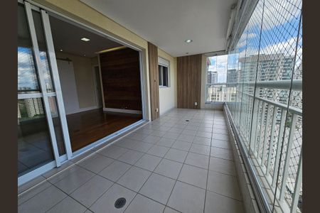Apartamento para alugar com 101m², 3 quartos e 1 vagaSacada
