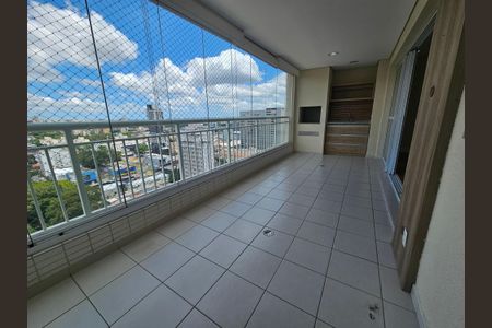 Apartamento para alugar com 101m², 3 quartos e 1 vagaSacada