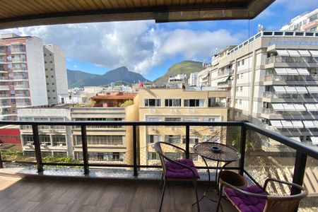 Apartamento à venda com 185m², 4 quartos e 3 vagasSuite 