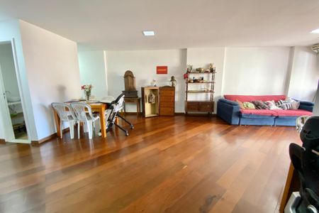 Apartamento à venda com 185m², 4 quartos e 3 vagasSala 