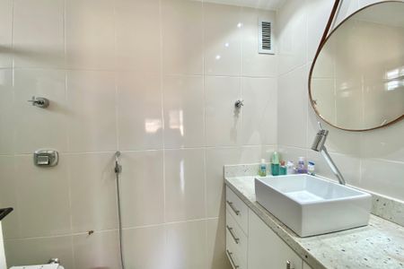 Apartamento à venda com 185m², 4 quartos e 3 vagasSuite 