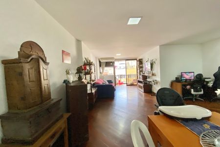 Apartamento à venda com 185m², 4 quartos e 3 vagasSala 