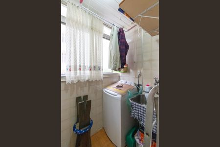 Apartamento à venda com 63m², 2 quartos e 1 vaga Apartamento à venda com 63m², 2 quartos e 1 vagaÁrea de Serviço