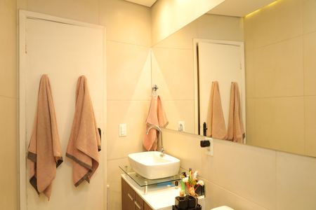 Casa à venda com 97m², 3 quartos e 2 vagasBanheiro - Suíte