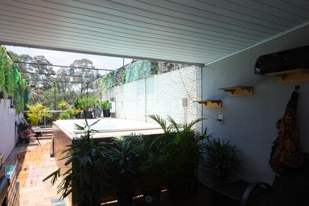 Casa à venda com 97m², 3 quartos e 2 vagasÁrea de Lazer - Churrasqueira e piscina