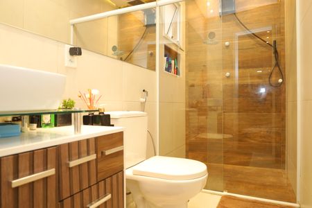 Casa à venda com 97m², 3 quartos e 2 vagasBanheiro - Suíte