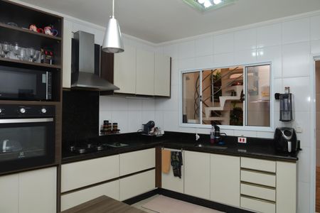 Casa à venda com 97m², 3 quartos e 2 vagasCozinha