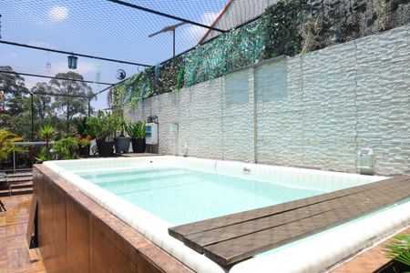 Casa à venda com 97m², 3 quartos e 2 vagasÁrea de Lazer - Churrasqueira e piscina