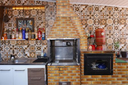 Casa à venda com 97m², 3 quartos e 2 vagasÁrea de Lazer - Churrasqueira e piscina