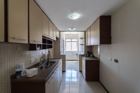 Apartamento à venda com 121m², 2 quartos e 1 vagaCozinha