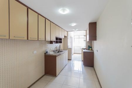 Apartamento à venda com 121m², 2 quartos e 1 vagaCozinha