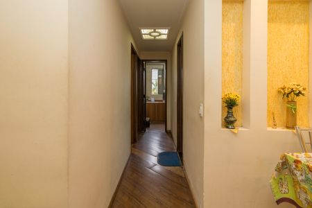 Apartamento à venda com 64m², 3 quartos e 1 vaga Apartamento à venda com 64m², 3 quartos e 1 vagaCorredor dos quartos